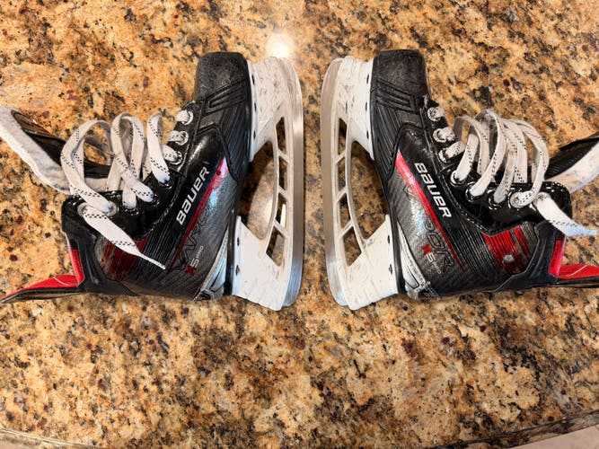 Bauer Vapor 5x Pro Hockey Skates Regular Width 13 (Used)