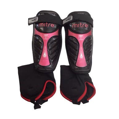 Used Mitre Soccer Shin Guards Adult Black MD 11760-S000088138