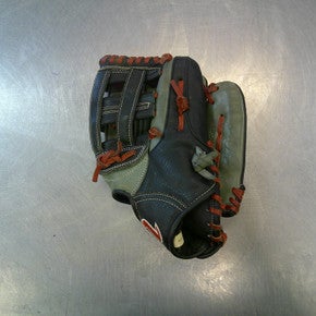 Used Marucci CADDO SERIES BB/SB Glove RH Throw Black 12" 11339-S000199049