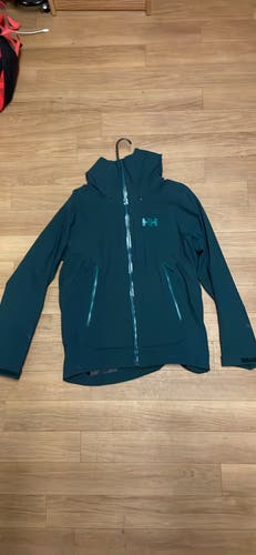 Green Men's Medium Helly Hansen Verglas Shell Jacket (Used)