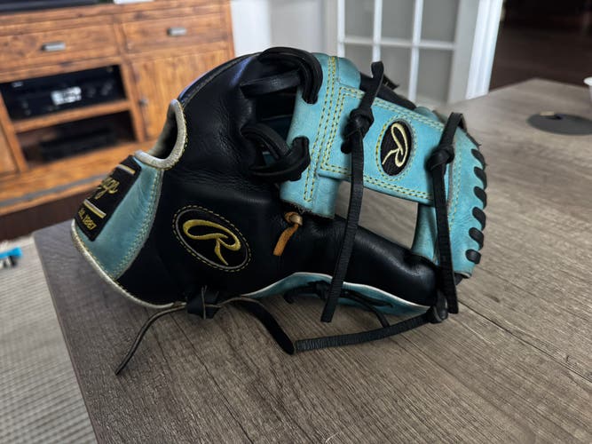 Rawlings Heart of the Hide RH Baseball Glove 11.75" (Used)