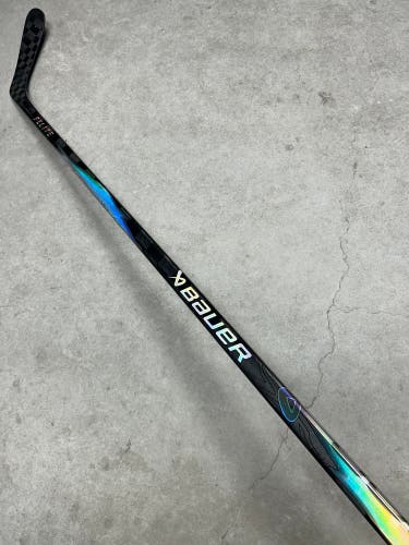 77 Flex P90T Senior Bauer Flylite Right Hand Hockey Stick Pro Stock (Used)