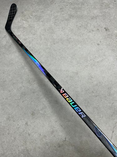 77 Flex P90T Senior Bauer Flylite Right Hand Hockey Stick Pro Stock (Used)