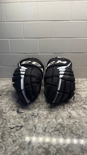 CCM JetSpeed FT4 Pro Gloves 13" (Used)