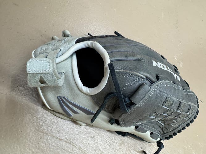 Easton Slate RH Softball Glove 12.5" (Used)