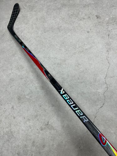 77 Flex P28 Senior Bauer Flylite Right Hand Hockey Stick Pro Stock (Used)