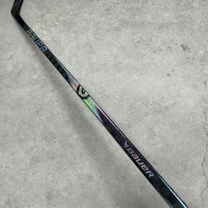 87 Flex P92M Senior Bauer Proto 2 Right Hand Hockey Stick Pro Stock (Used)