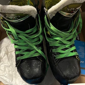 2023 Bauer Vapor X4 Hockey Skates Regular Width 12.5 (Used)