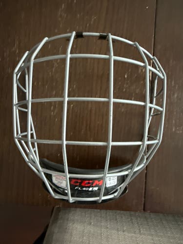 Large CCM FitLite FL40 (New)