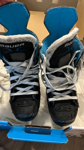 2023 Bauer XLP Hockey Skates Regular Width 13 (Used)