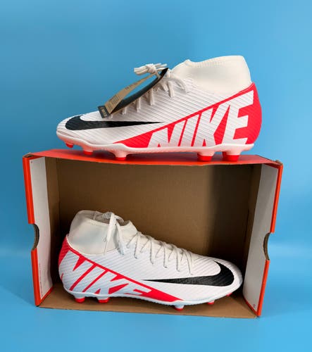 Nike SuperFly 9 Soccer Cleats BRAND NEW
