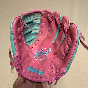 Outfield RH Wilson Its a girl thing Baseball Glove 10" (Used)