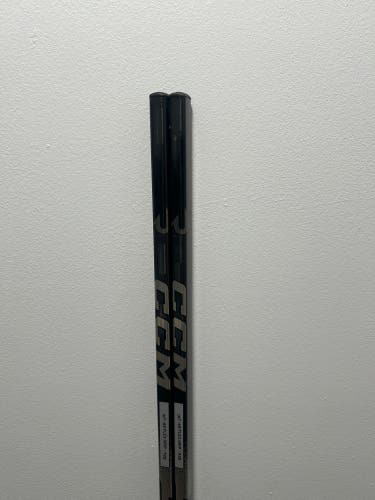 Intermediate CCM Ribcor Trigger 10 Pro Right Handed Hockey Stick P28 65 Flex (Used)