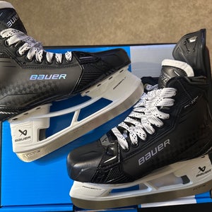 New intermediate Bauer 6 fit-3 Supreme Shadow Hockey Skates