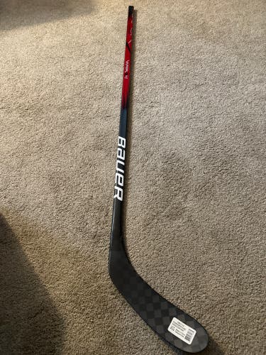 Junior Bauer Vapor X4 Left Hand 50 Flex Hockey Stick P28 (New)