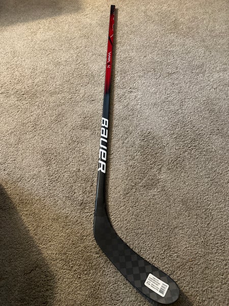 Junior Bauer Vapor X4 Left Hand 50 Flex Hockey Stick P28 (New)