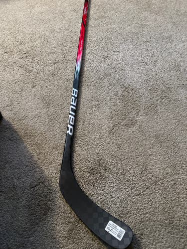 Junior Bauer Vapor X-Shift Pro Left Hand 50 Flex Hockey Stick P92 (New)