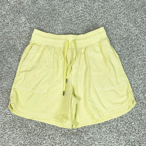 Athleta Shorts Womens Medium Yellow Farallon Midi Drawstring Casual Travel Gym