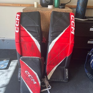 34" 2024 CCM EFlex 6 Goalie Leg Pads  and blocker (Used)