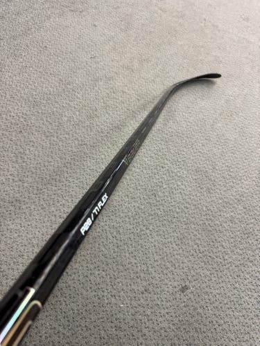 Senior Black Bauer Nexus Tracer Left Hand Hockey Stick P28 77 Flex (New)