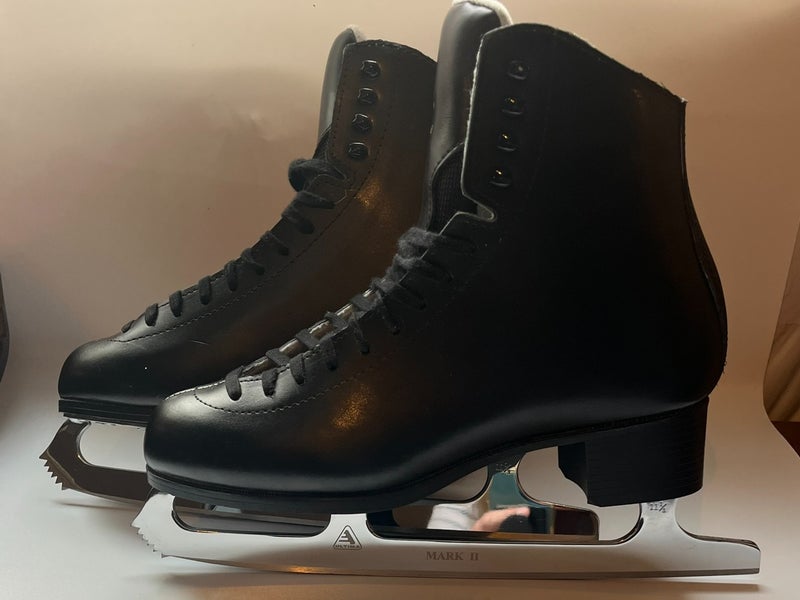Jackson Ultima Mystique Figure Skates Adult 9.5 M - 11 1/3 Blade length (Used)