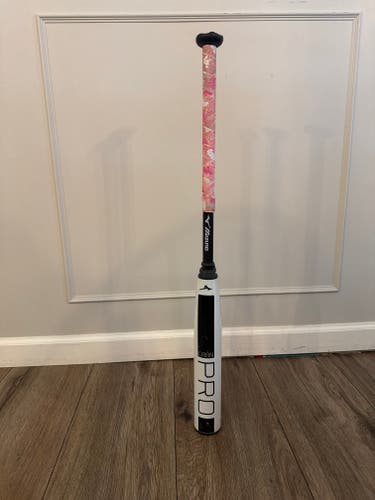 2025 Mizuno Carbon Bat (-11) 19 oz 30" (Used)