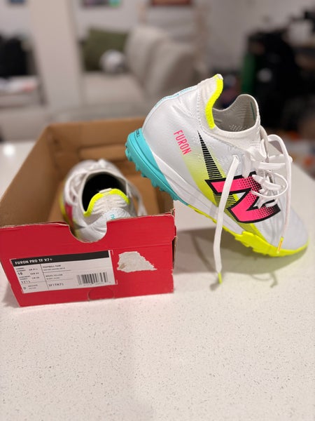 New Balance Furon v7 Pro TF football soccer boot cleat