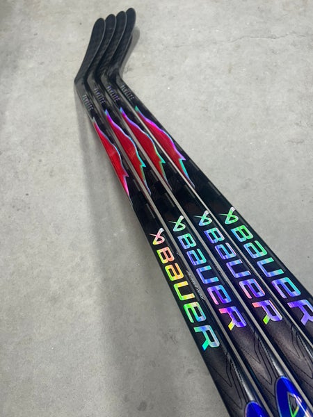 4 PACK 77 Flex P28 Senior Bauer Vapor Flylite Right Hand Hockey Stick Pro Stock (New)