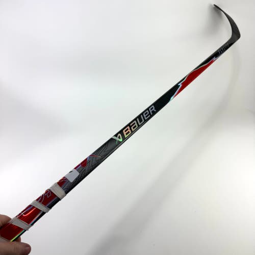 Used Right Red Bauer Flylite | 77 Flex P92 Curve Grip | A493