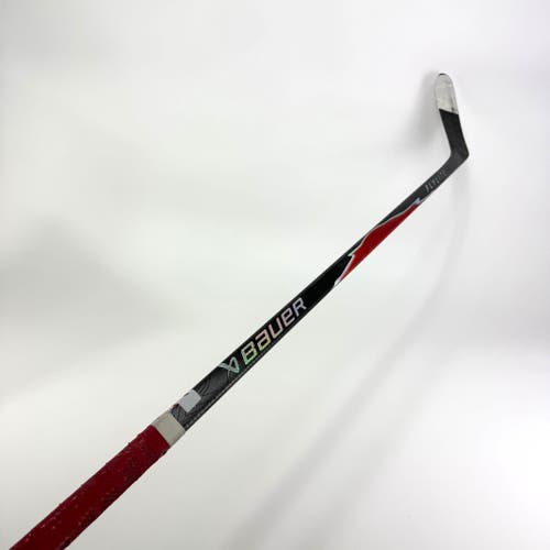 Used Left Red Bauer Flylite | 77 Flex P28M Curve Grip | A469