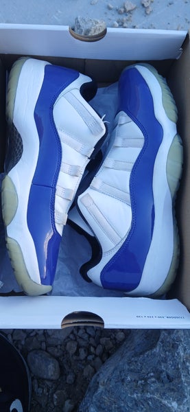 Men's Size M 10.0 (W 11.0) Air Jordan 11 Shoes (Used)