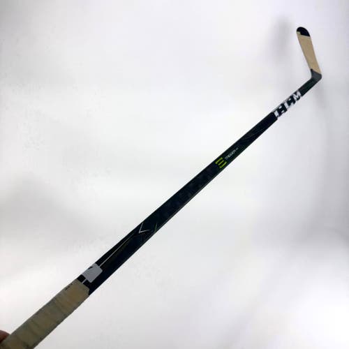 Used Left CCM Ribcor Trigger ASY | 85 Flex P19 Curve Non Grip | A464