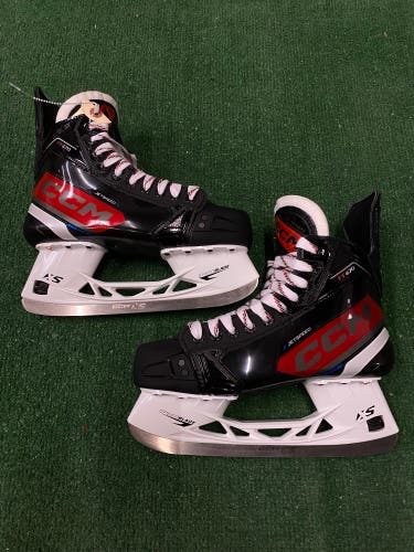 CCM JetSpeed FT670 Hockey Skates | Senior Size 7.5