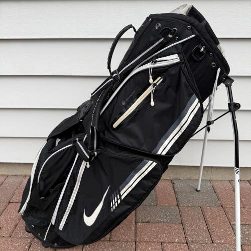 Nike Extreme Sport IV Stand Golf Bag Black White Revolving Strap 8 Way Divider