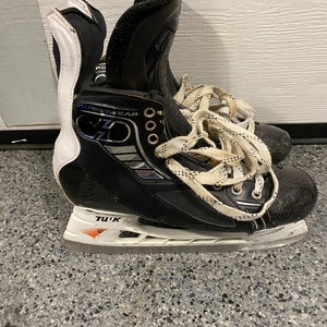 Black/White Hockey Skates Narrow Width 12 (Used)