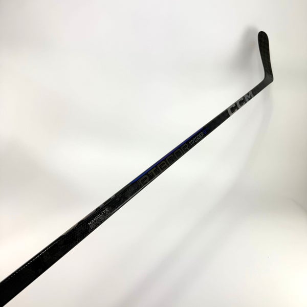 New Left CCM Ribcor Trigger 9 Pro | 75 Flex P92 Curve Grip | A189