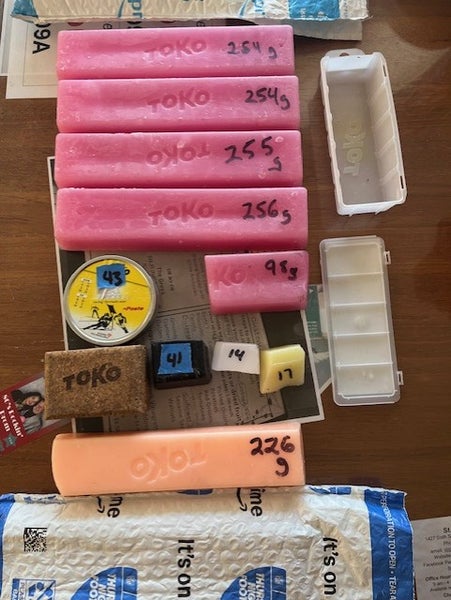 1117g Bulk Toko Low-Flouro Wax and Misc Toko Waxes -Grab Box