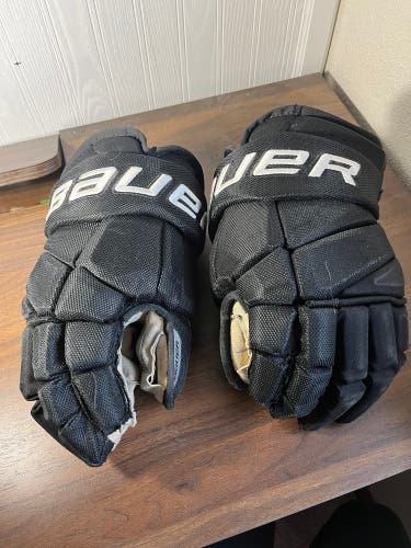 Bauer Vapor Team Pro Gloves 14" (Used)