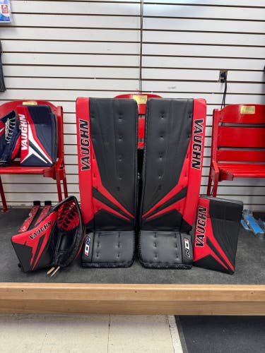 Vaughn ION PRO SELECT Goalie Full Set (New)