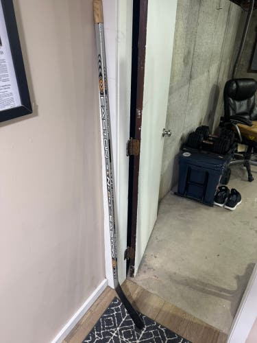 Senior Easton Original Synergy Left Hand Hockey Stick 100 Flex Pro Stock (New)