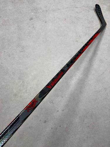 87 Flex P92 Senior Bauer Proto-R Left Hand Hockey Stick Pro Stock (Used)