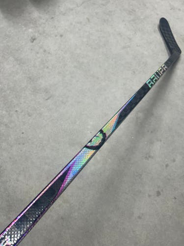 82 Flex P28 Senior Bauer Proto 2 Left Hand Hockey Stick Pro Stock (Used)