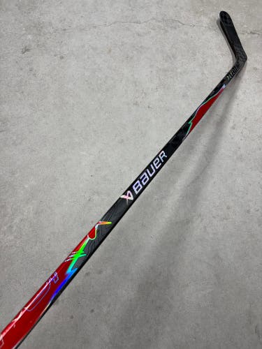 65 SR Flex P92 Senior Bauer Flylite Left Hand Hockey Stick Pro Stock (Used)