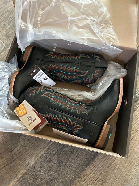 (New) Ariat Frontier Tilly Boots