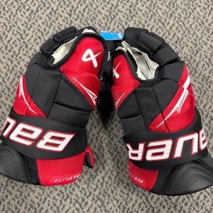 Bauer Vapor Flylite Gloves 14" (New) Black/Red
