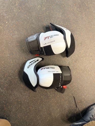 Senior Large CCM JetSpeed FT8 Pro Elbow Pads (Used)