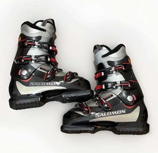 Salomon Ski Boots 26.5 307mm Black & Red 4 Buckle Alpine
(Used)