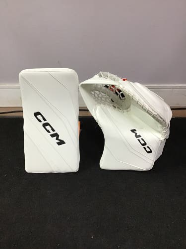 New CCM EFlex 6 Blocker & Catcher | Regular Hand