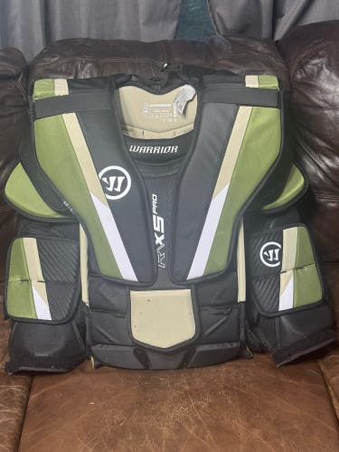 Large 2025 Warrior Ritual X5 Pro Goalie Chest Protector (Used)