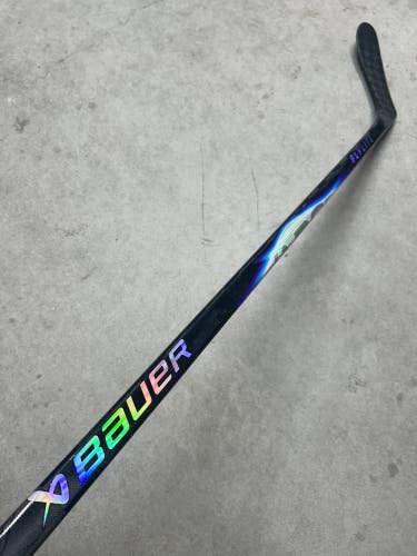 87 Flex P28 Senior Bauer Flylite Left Hand Hockey Stick Pro Stock (Used)